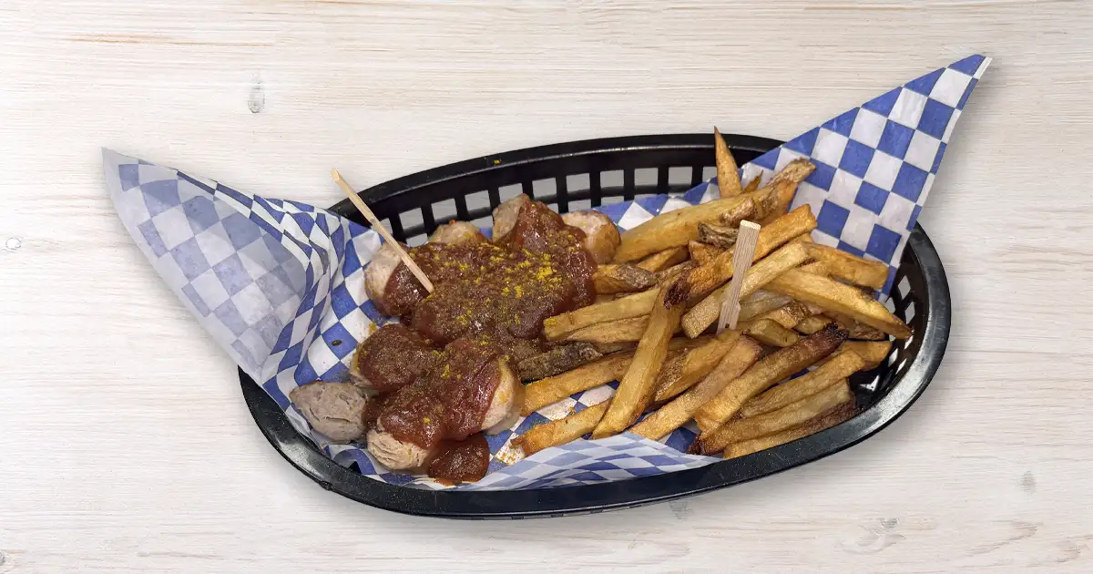 Currywurst with Pommes Frites Currywurst with Pommes Frites